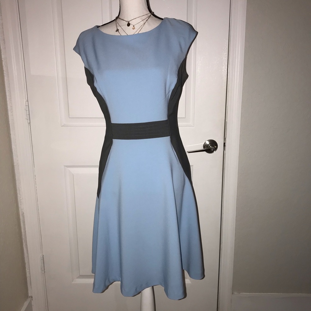New York & Co Blue Gray Color Block Sleeveless Fit & Flair Midi Dress Size 6